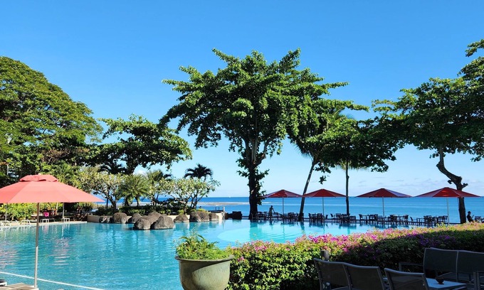 Arue Condominio | Pacific Suite | View of the bay and the sea | WiFi and air conditioning