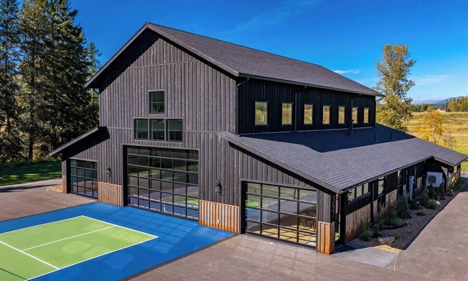 Whitefish Casa | Paddles Up Pickleball Retreat