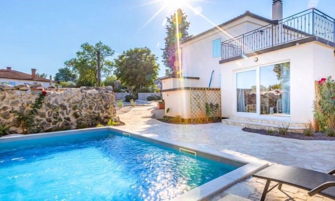 Garica Casa | Paesana Heritage House by Interhome