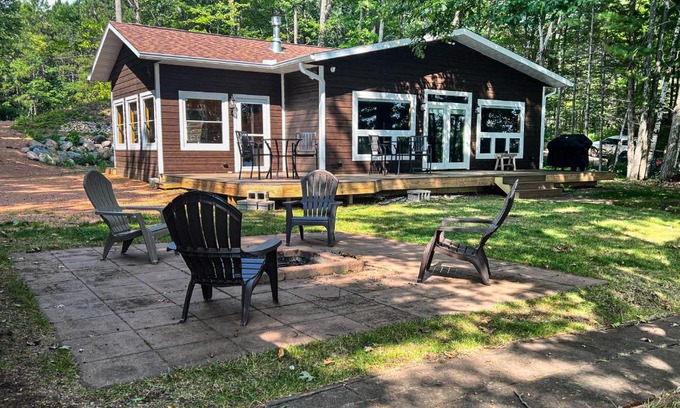 Minocqua Casa | Pair-a-Docks Landing