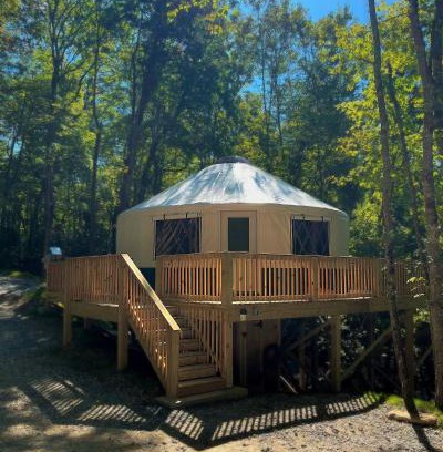 Topton Otro | Pala Chino Yurt - Next to Nantahala Weddings