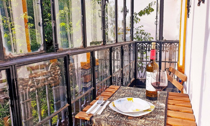 Alameda Casa | Palace House Hércules