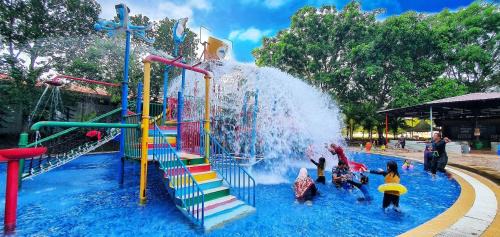 Malacca City Apartamento | Palace Top 1 Waterpark Family Resort Melaka Town - Free Tickets with Unlimited Access
