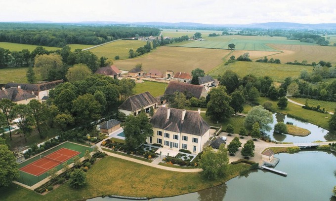 Saint-Loup-Geanges Villa | Palais De Reon - Siete Habitaciones Villa, Capacidad 14