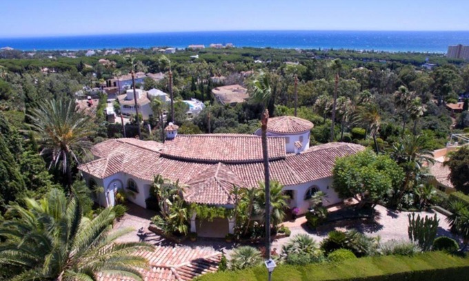 Urbanización Hacienda las Chapas Villa | Palatial Villa in Hacienda Las Chapas, Marbella