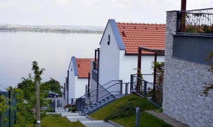 Pavlov Apartamento | Palava eu 8