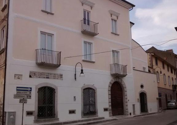 Solopaca Casa | Palazzo Cusani