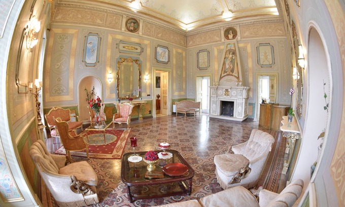 Squinzano Cama Y Desayuno | Palazzo De Castro