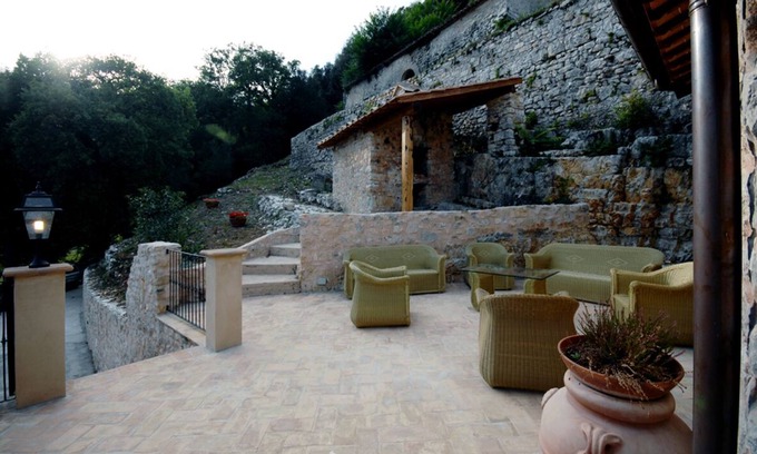 Precetto Otro | Palazzo del Papa Agriturismo