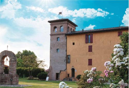 Molinella Complejo | Palazzo delle Biscie - Old Tower & Village