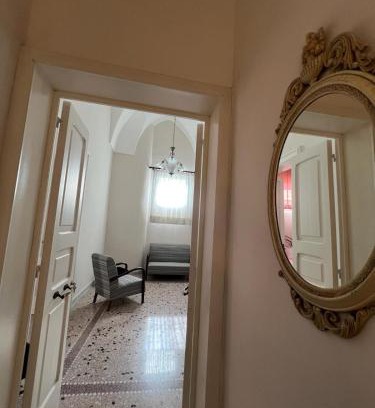 Squinzano Cama Y Desayuno | Palazzo N.D. Maria Addolorata Campa Alari