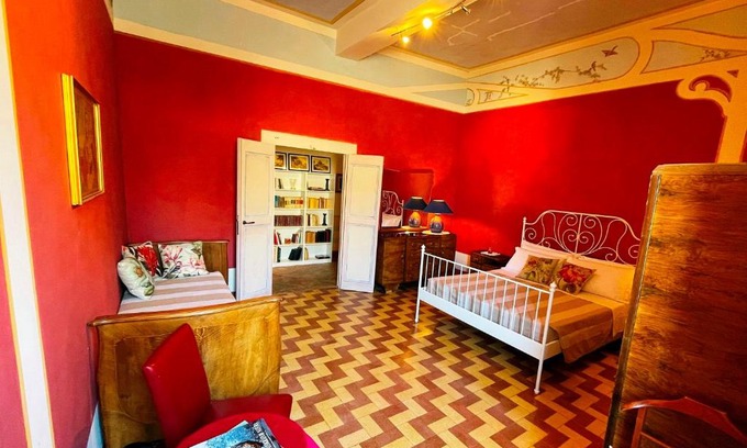 Trevi Casa | Palazzo Valenti - Camere in palazzo rinascimentale