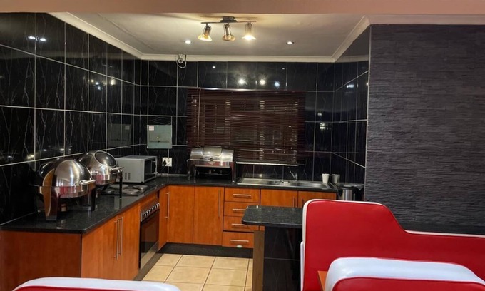 Rustenburg Cama Y Desayuno | Pale Bohemia Bed and Breakfast