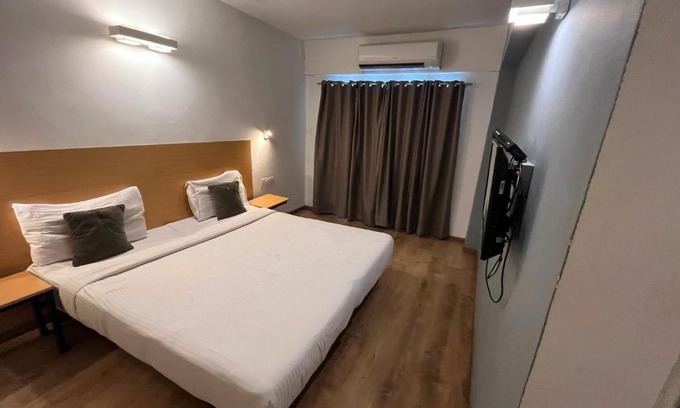 Hadapsar Hotel | Palette Season Mall Formerly Tupe Capital