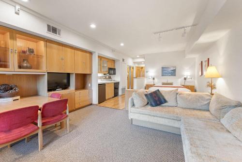 Olympic Valley Apartamento | Palisades Tahoe Lodge Rentals Studio #205