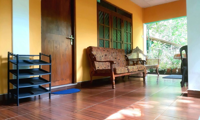 Sigiriya Cama Y Desayuno | Palitha Home Stay