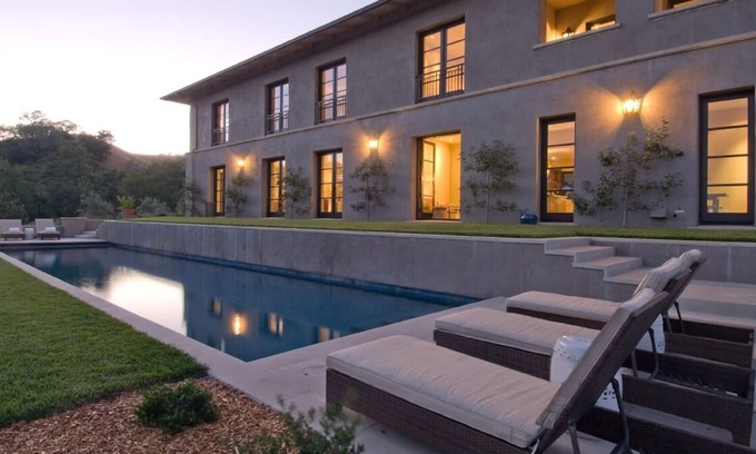 Geyserville Villa | Villa palladiana en 100 acres aislados