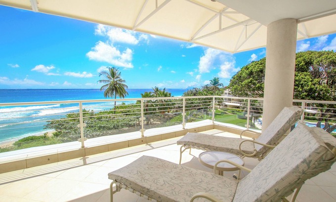 Saint Matthias Condominio | Palm Beach 401, Hastings Barbados, 2 Bdrm Condo. STUNNING Ocean & Garden Views!