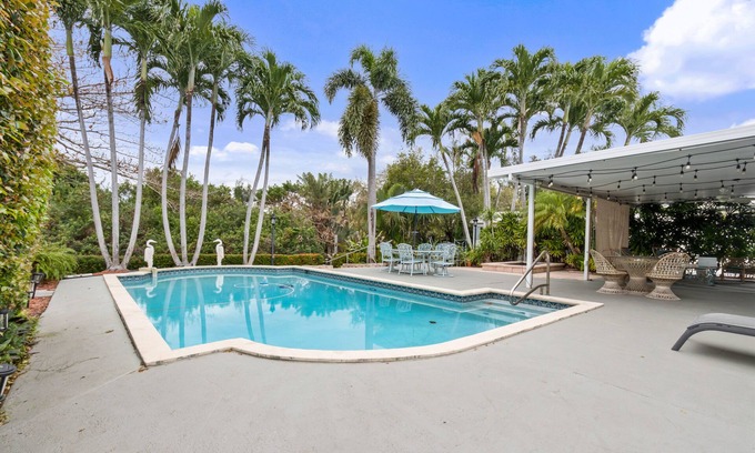Lake Clarke Shores Casa | Palm Beach Paradise