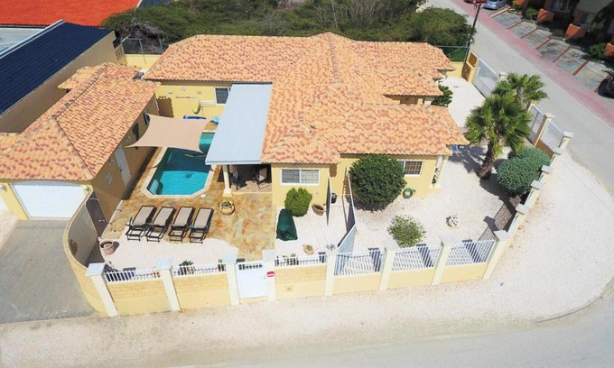 Turibana Villa | Palm Beach Sunset Villa