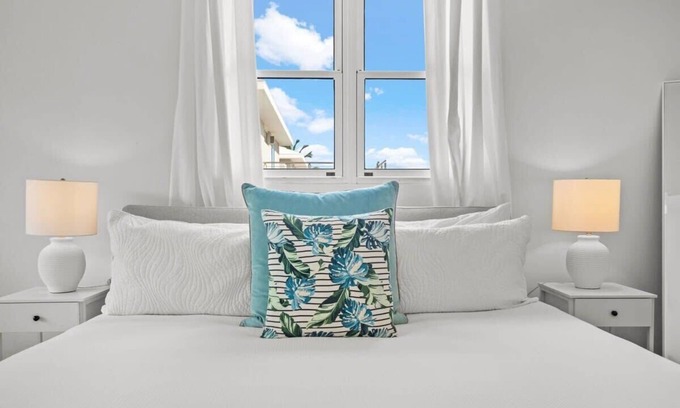 Zarzal Apartamento | Palm Beach Villa | Tropical 3 BR Beachfront Apartment