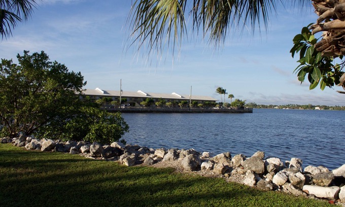 Palm Beach Apartamento | Palm Beach Waterfront Suites
