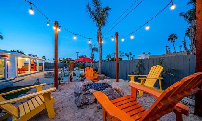 Racquet Club South Casa | Palm Haven: Heated Pool, Fire Pit, Pet-Friendly