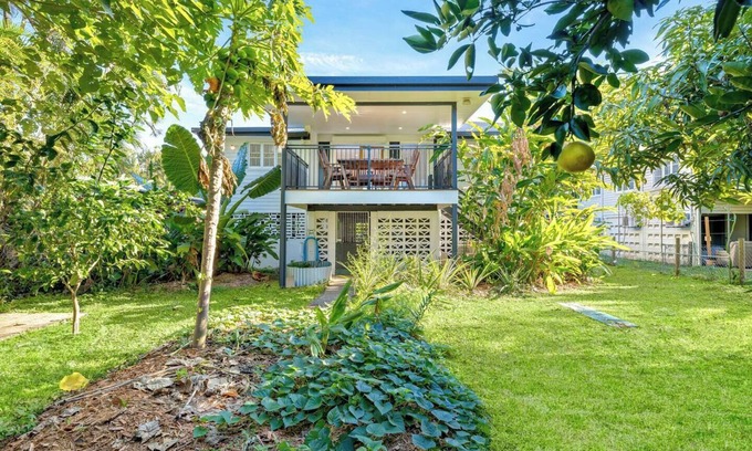 Manunda Casa | Palm Paradise Garden Getaway near Cairns