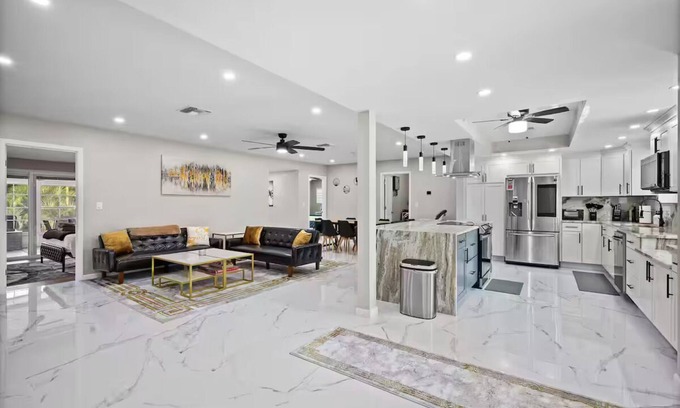 Dunnellon Casa | Palm Paradise Private Heated Pool Home Fully Fanced 1Acre