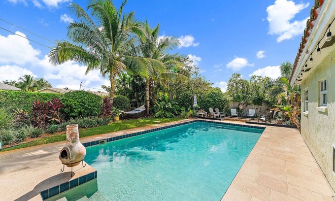 Florida North Atlantic Coast Casa | Palm Paradise Retreat