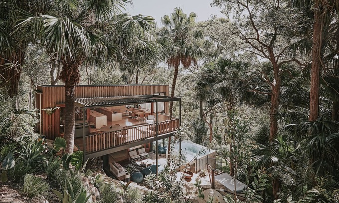 Church Point Casa | Palm Pavilion: architectural rainforest retreat