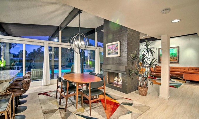 Palm Springs Casa | Palm Springs Oasis with Pool and Golf Course Views!