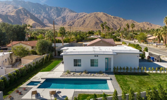 Racquet Club West Casa | Palm Springs Paradise view with Large Pool and SPA.