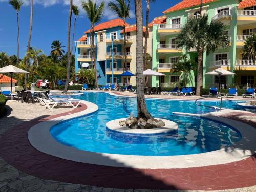 El Cortecito Apartamento | Palm Suites E-6-two-level apartment with a view of the pool