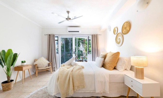 Rapid Creek Apartamento | Palm Tree Paradise near Nightcliff with Pool