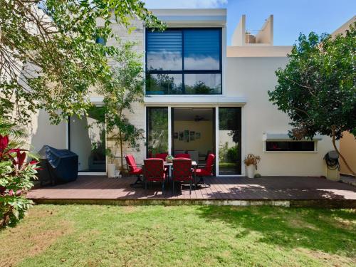 Playa del Carmen Villa | Palmara 13 by Bookking Guys