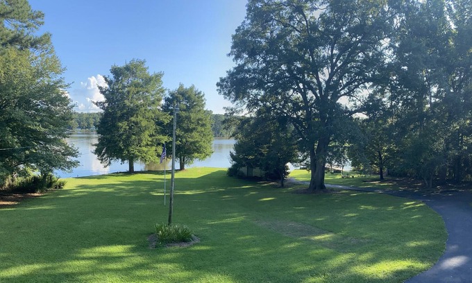 Eatonton Cabaña | Palmer & Oak - Lakefront Cottage on Lake Sinclair