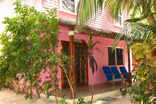 Cayo Corker Casa | Palmetto Garden Cottage