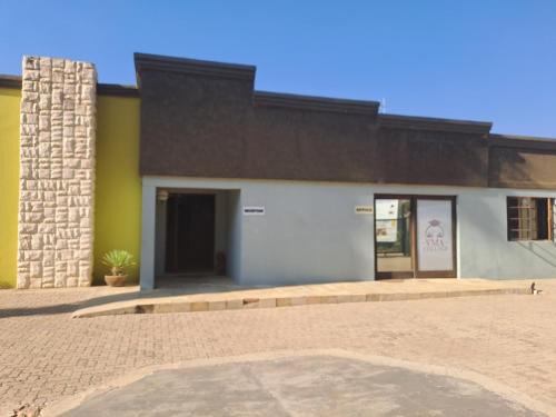 Mahikeng Casa | Palmetto guesthouse
