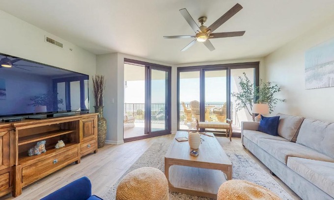 Litchfield by the Sea Apartamento | Palmetto Sunrise