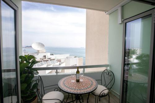Skala Apartamento | Palmove Luxurious Beachfront Apt