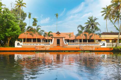 Alappuzha Casa | Palmy Lake Resort