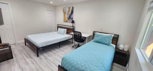 Palo Alto Casa | Palo Alto Master with private bathroom ,queen bed near Stanford