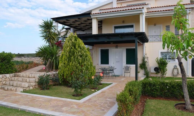Karavados Casa | Paloma