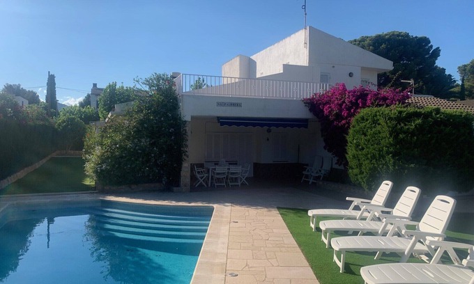Calafat Casa | Palomera, Calafat, frente al mar, 5 mn playa, piscina