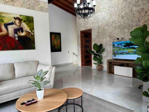 El Tesoro Casa | Palos altos house Poblado 6 min to Provenza