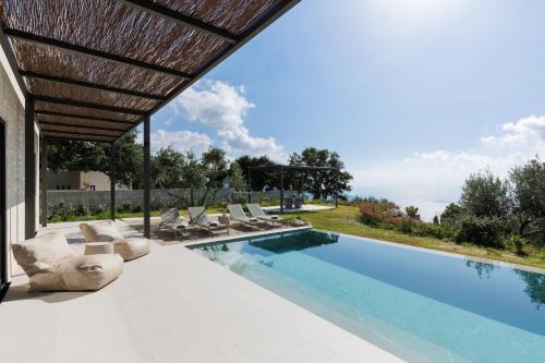 Sinarades Villa | Paloubi Estate
