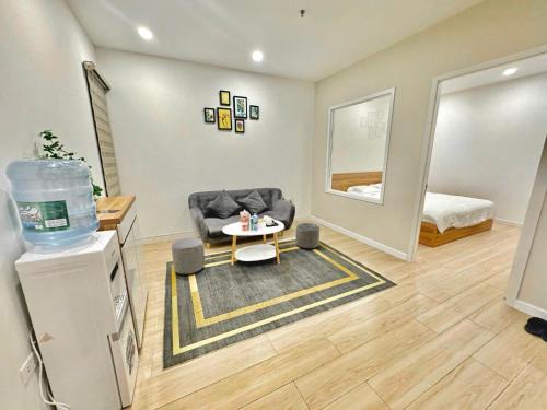 Tay Ho Hotel | Pan House