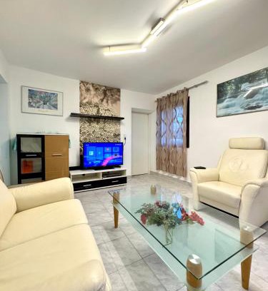 Bad Hersfeld Apartamento | Panda1 Charmante, möblierte Ferienwohnung im Panda-Stil