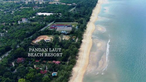 Kampung Penarik Complejo | Pandan Laut Beach Resort